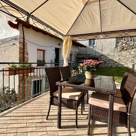 Cascina Clavarezza Chalet *